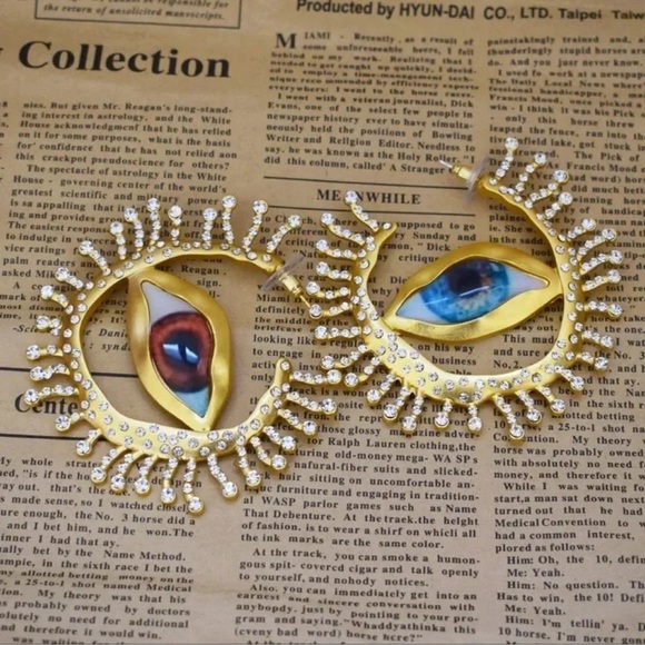 ANTHROPOLOGIE GAZE HOOP GOLD EYES EARRINGS - Picture 3 of 16